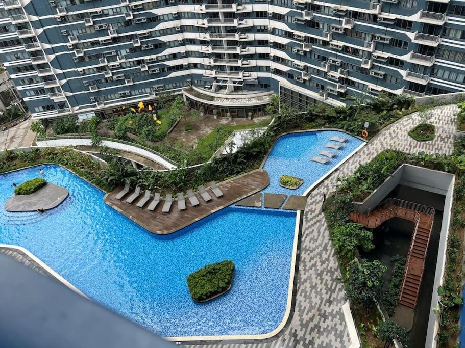Apartment In Air Residences, Makati With Wifi, Netflix, Pool, Mall And More Manille Extérieur photo