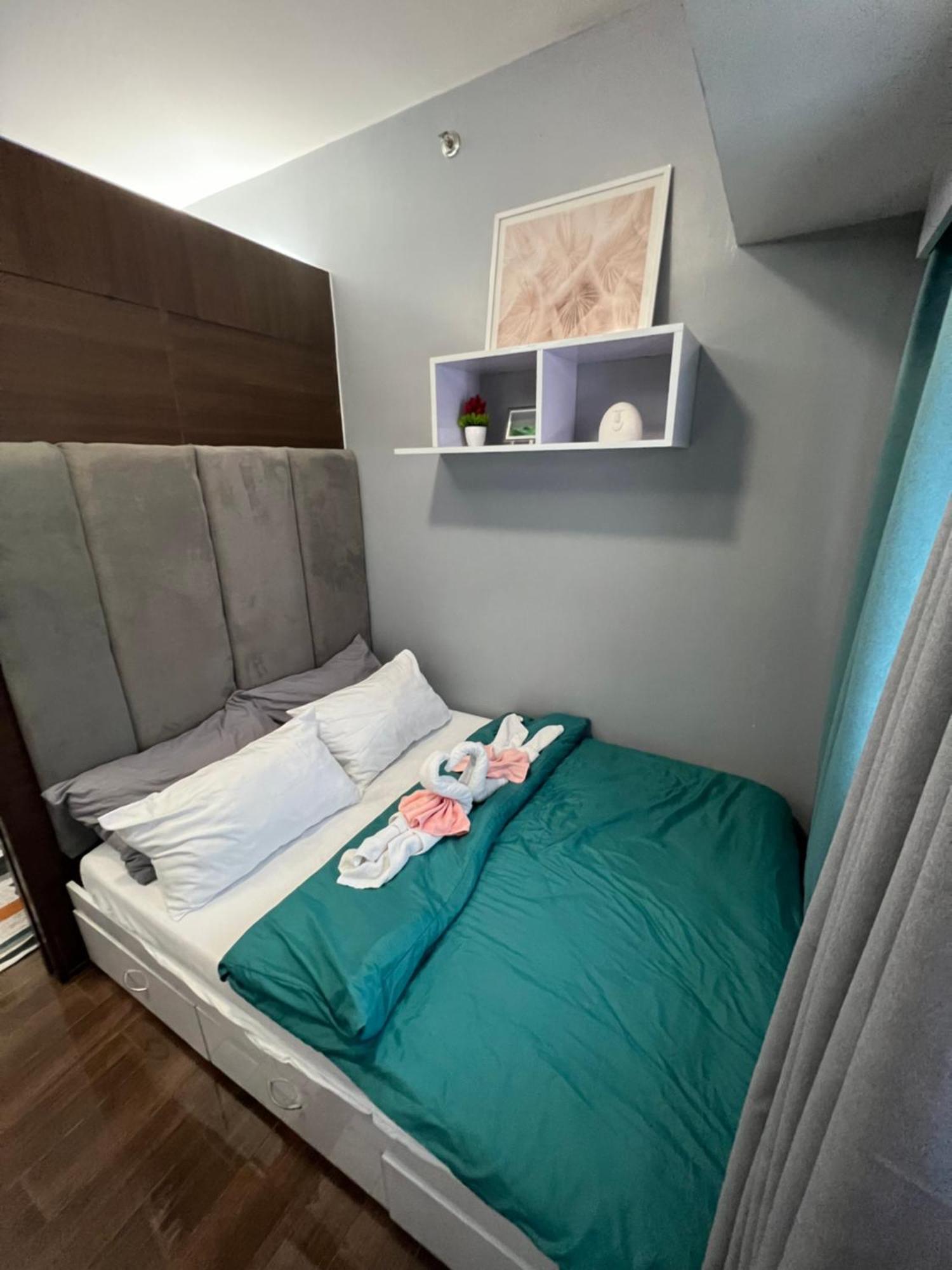 Apartment In Air Residences, Makati With Wifi, Netflix, Pool, Mall And More Manille Extérieur photo